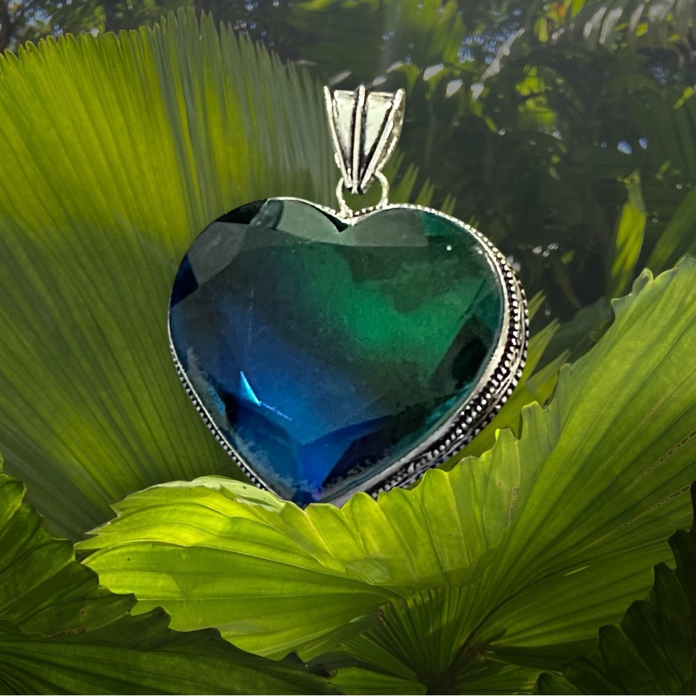 Hand Crafted BI-COLOR TOURMALINE Gemstone Blue-Green Heart Pendant Necklace